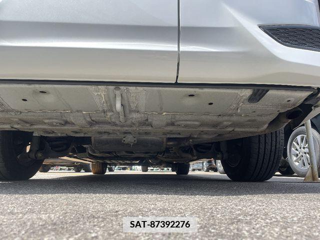 Honda e 2018-09 373253-21