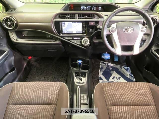 Toyota AQUA 2015-07 356148-1