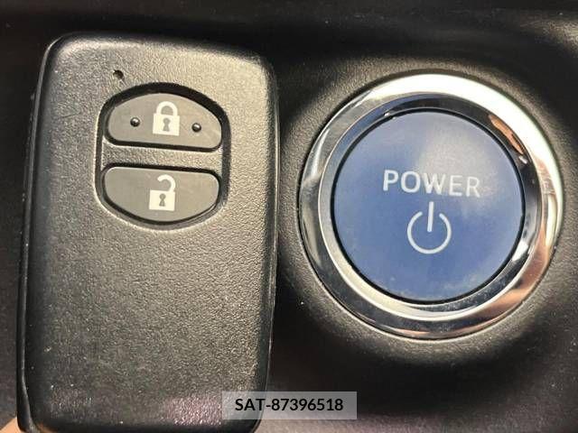 Toyota AQUA 2015-07 356148-7