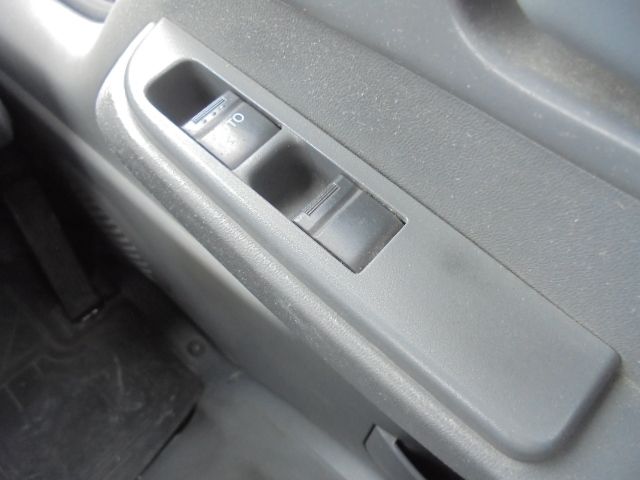 Mazda TITAN 2012-01 2590-11