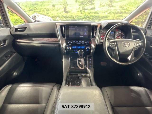 Toyota ALPHARD 2022-03 380589-1