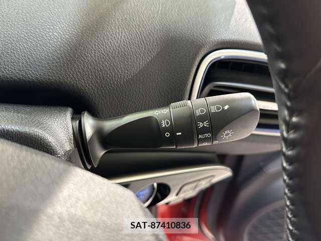 Toyota PRIUS 2016-06 281892-15