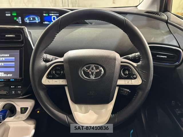 Toyota PRIUS 2016-06 281892-13