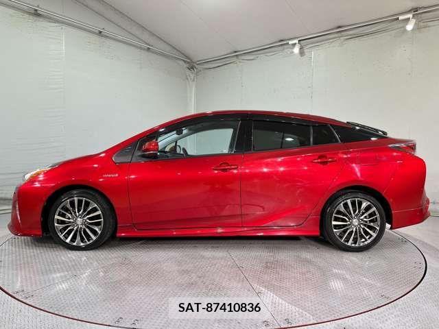 Toyota PRIUS 2016-06 281892-11
