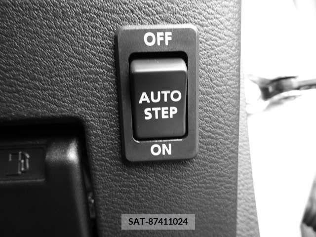 Nissan ROOX 2023-10 297952-6