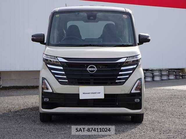 Nissan ROOX 2023-10 297952-4