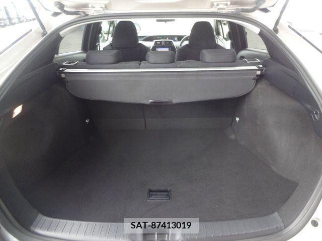Toyota PRIUS 2017-02 210242-5