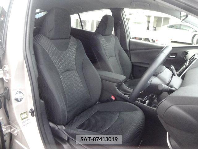Toyota PRIUS 2017-02 210242-6