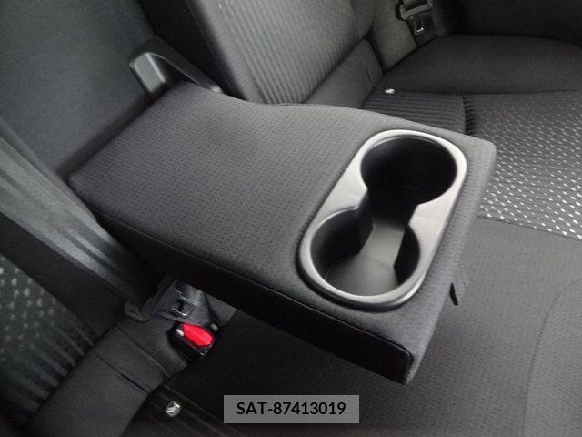 Toyota PRIUS 2017-02 210242-12