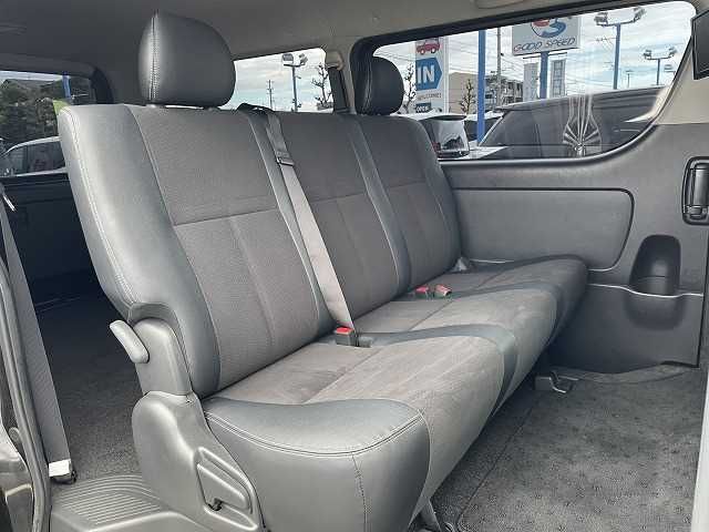 Toyota HIACE VAN 2016-05 22200-5