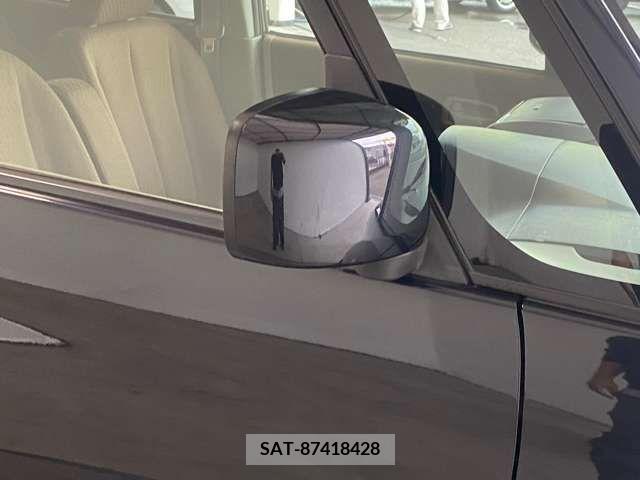 Nissan ROOX 2010-11 276067-19