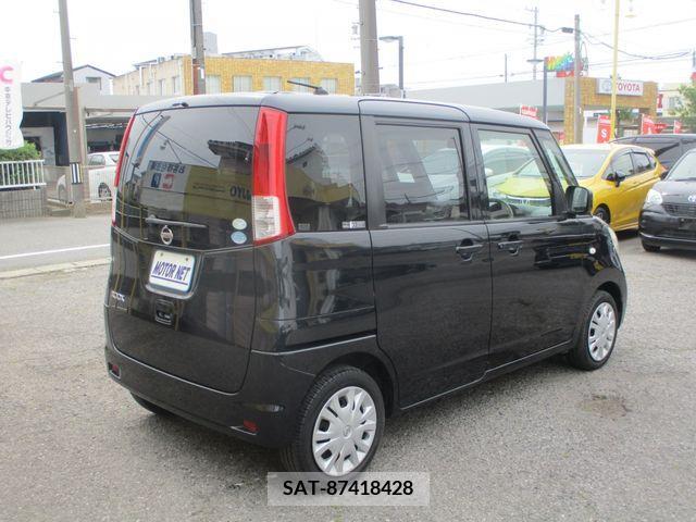 Nissan ROOX 2010-11 276067-8