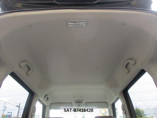 Nissan ROOX 2010-11 276067-25