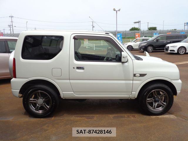 Suzuki JIMNY 2016-01 273539-4