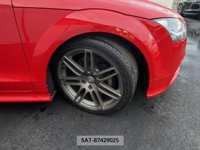 Audi TTS 2010-06 261414-12