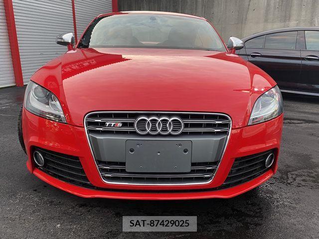 Audi TTS 2010-06 261414-14
