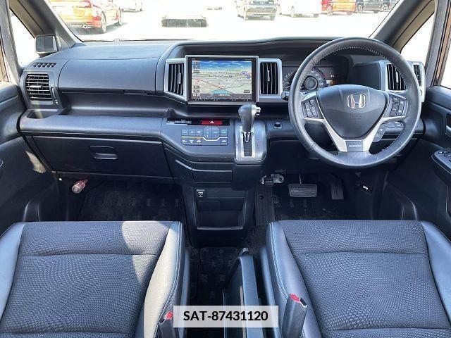 Honda STEP WGN 2013-01 368847-1
