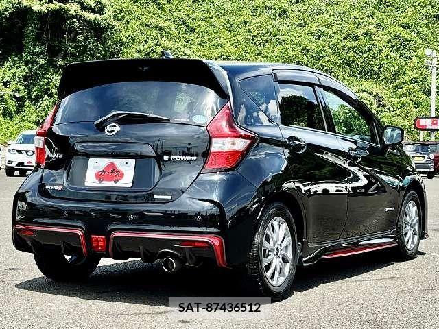 Nissan NOTE 2019-04 305492-2