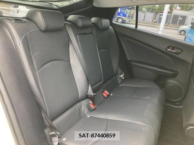 Toyota PRIUS 2016-02 330541-9