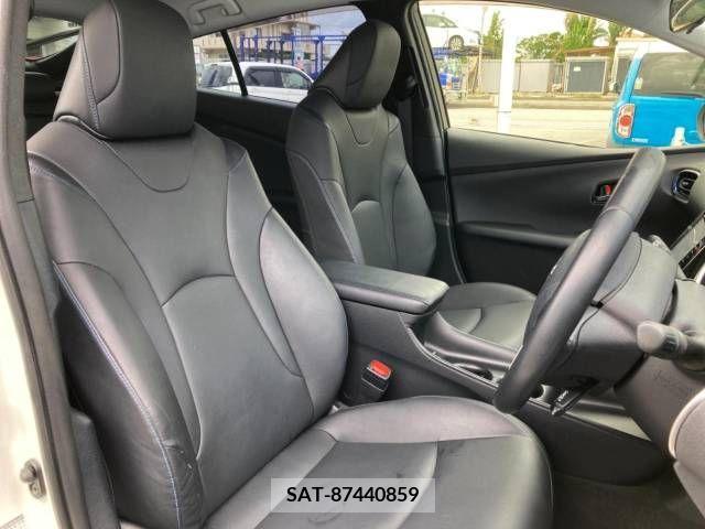 Toyota PRIUS 2016-02 330541-8