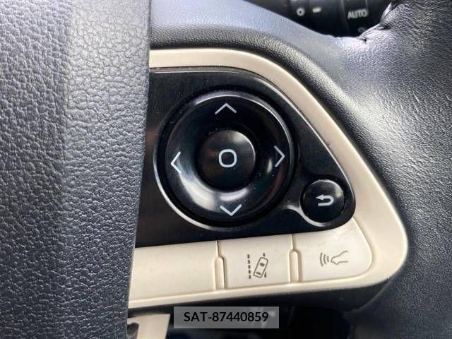 Toyota PRIUS 2016-02 330541-5