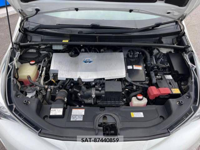 Toyota PRIUS 2016-02 330541-18