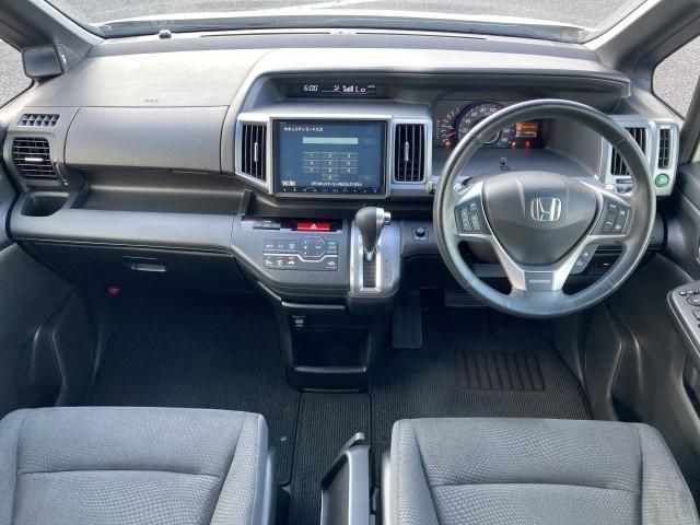 Honda e 2014-08 12342-1