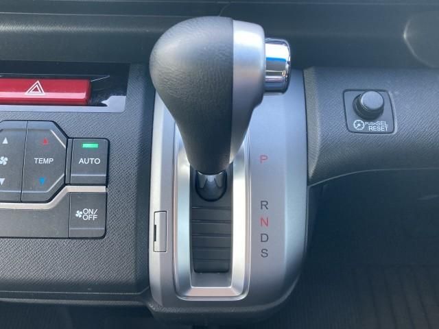 Honda e 2014-08 12342-12
