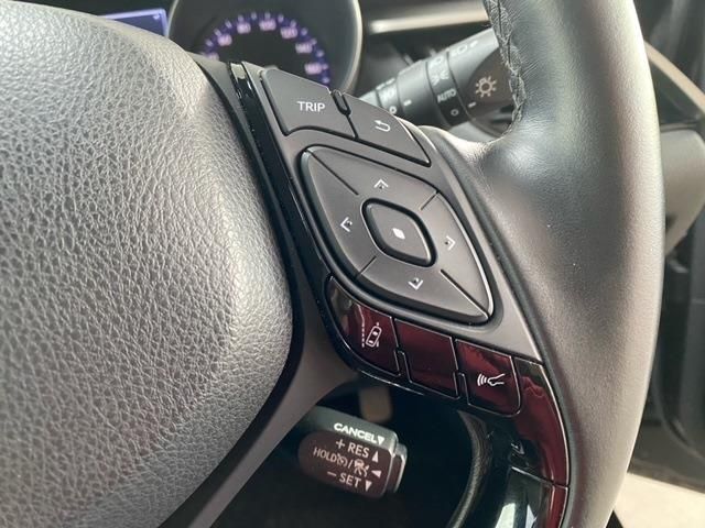 Toyota C-HR 2017-05 4404-13