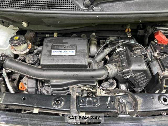 Honda N BOX CUSTOM 2019-04 222811-19