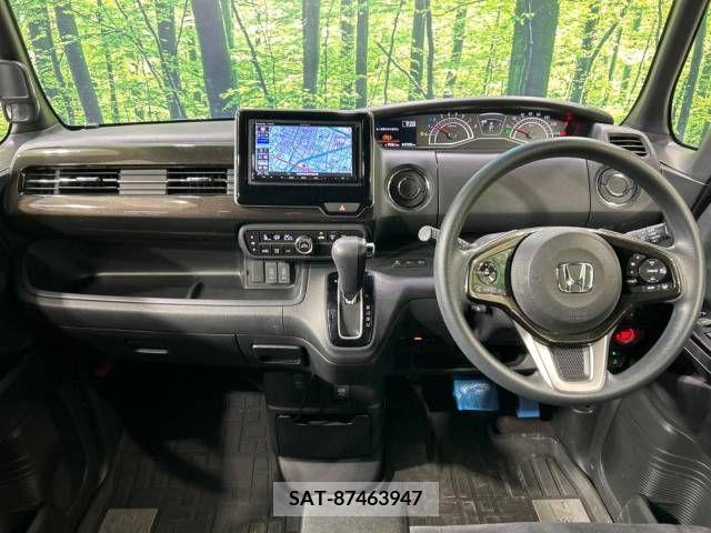 Honda N BOX CUSTOM 2019-04 222811-1