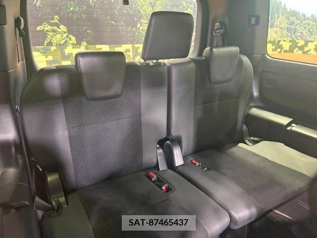 Toyota VOXY 2021-06 377773-10