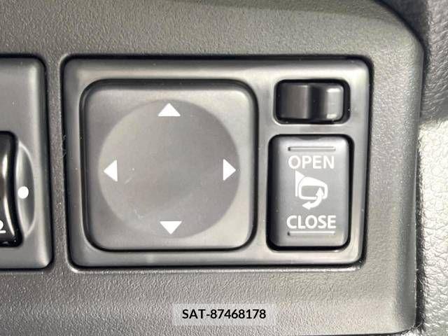 Nissan NOTE 2012-06 336347-5