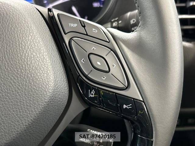Toyota C-HR 2022-06 350082-4