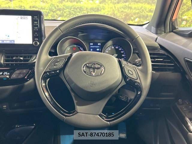 Toyota C-HR 2022-06 350082-11