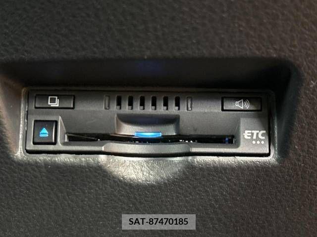 Toyota C-HR 2022-06 350082-6