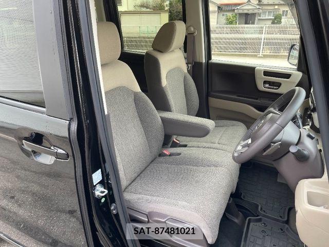 Honda N BOX 2018-12 325704-5