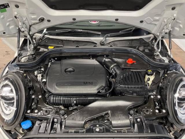 Bmw MINI 2019-05 194410-19