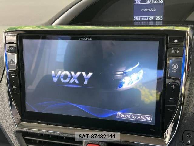 Toyota VOXY 2015-12 288950-3