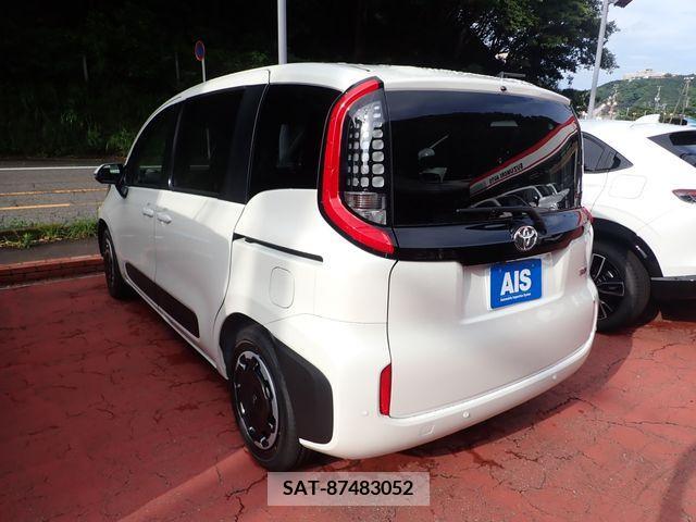 Toyota SIENTA 2024-05 337080-4