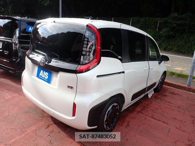 Toyota SIENTA 2024-05 337080-2