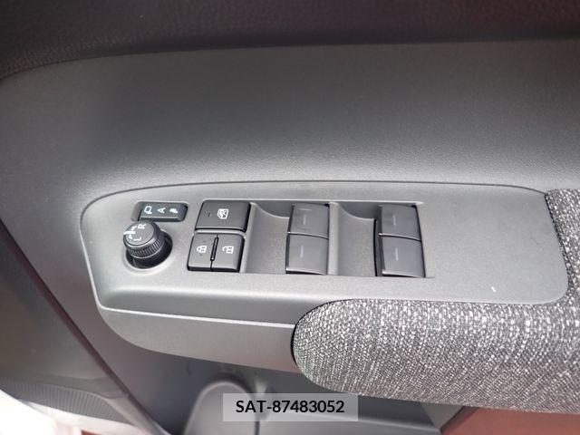 Toyota SIENTA 2024-05 337080-13