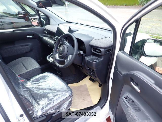 Toyota SIENTA 2024-05 337080-12