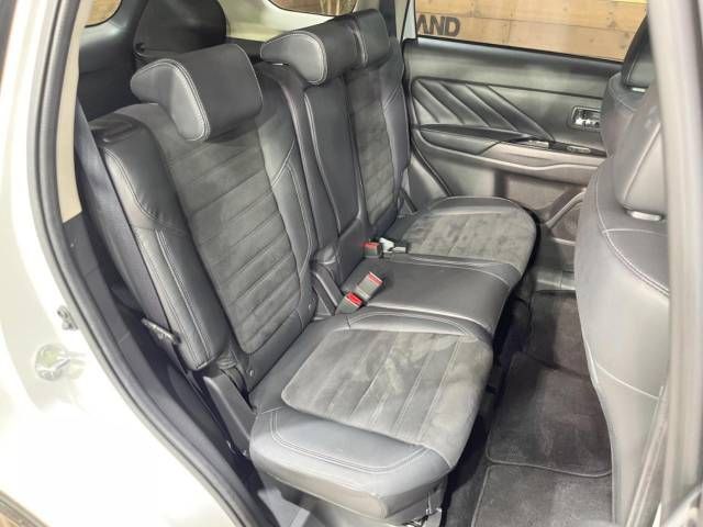 Mitsubishi OUTLANDER PHEV 2019-09 11505-11