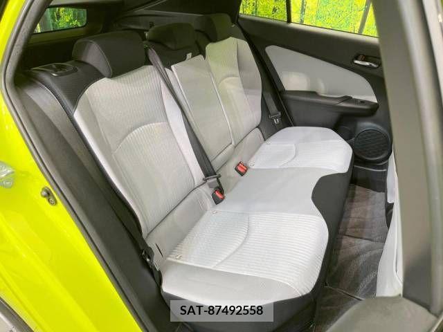 Toyota PRIUS 2015-12 328562-9