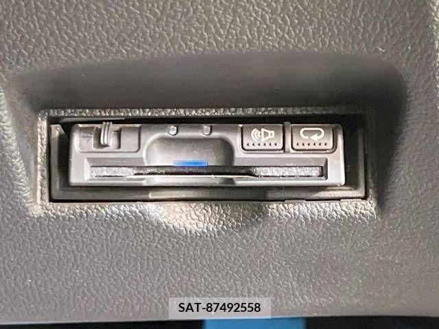 Toyota PRIUS 2015-12 328562-6