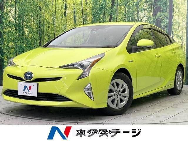 Toyota PRIUS 2015-12 328562-0