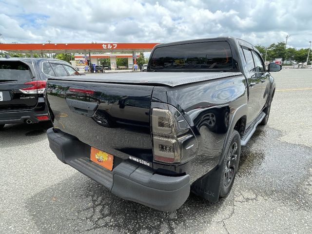 Toyota HILUX 2019-04 4856-2