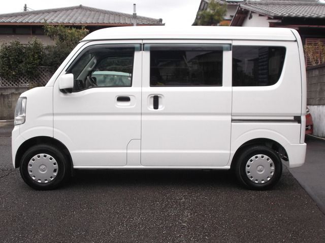 Mitsubishi MINICAB VAN 2017-09 1546-6