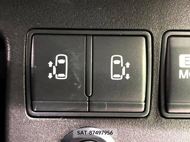 Nissan SERENA 2011-10 324850-3
